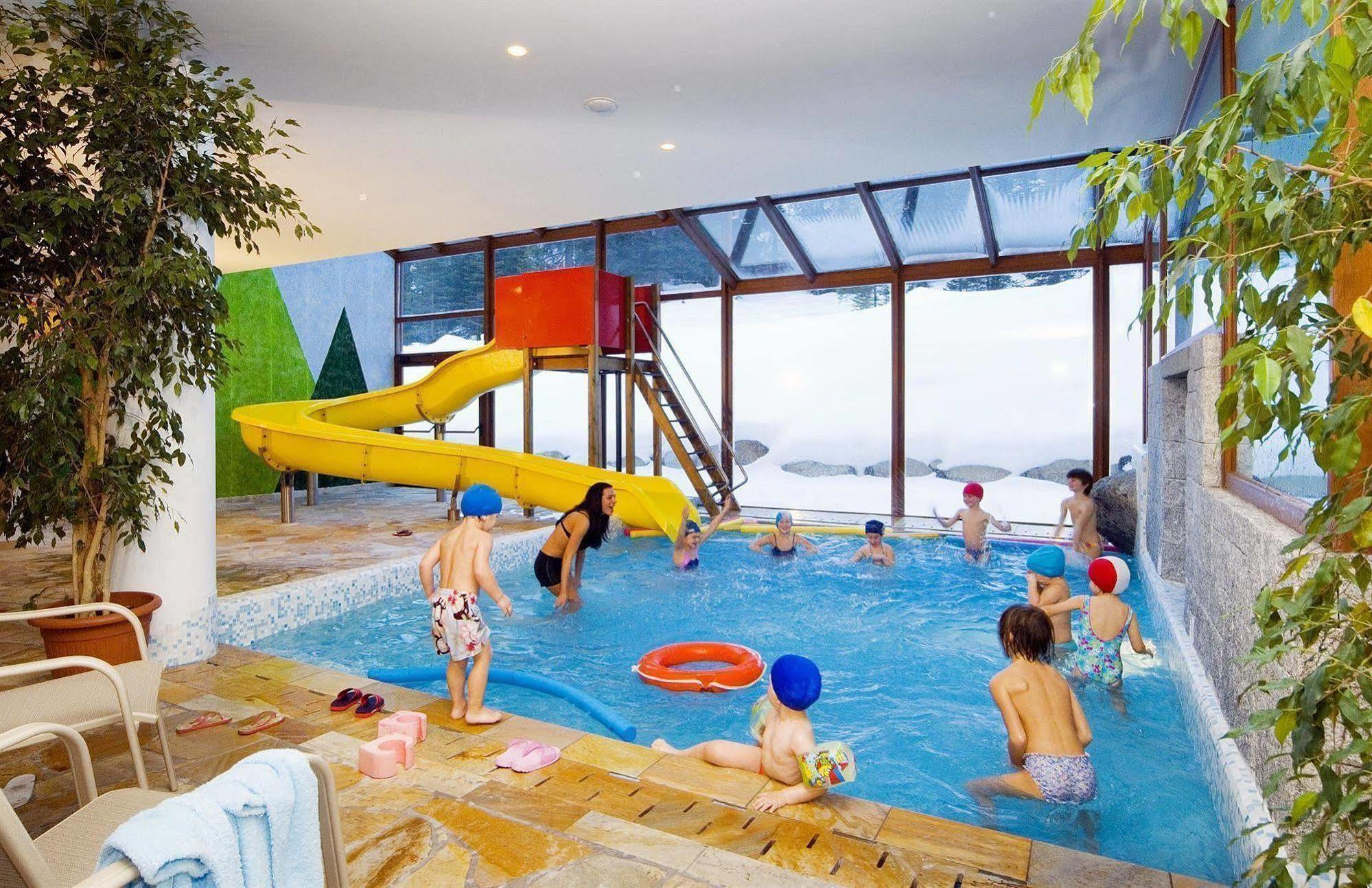 Carlo Magno Hotel Spa Resort Madonna Esterno foto